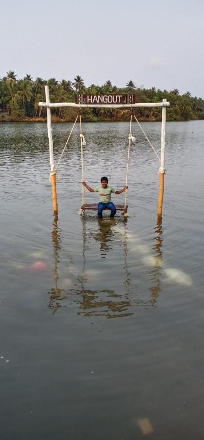 Hangout Kalyānpur Extérieur photo